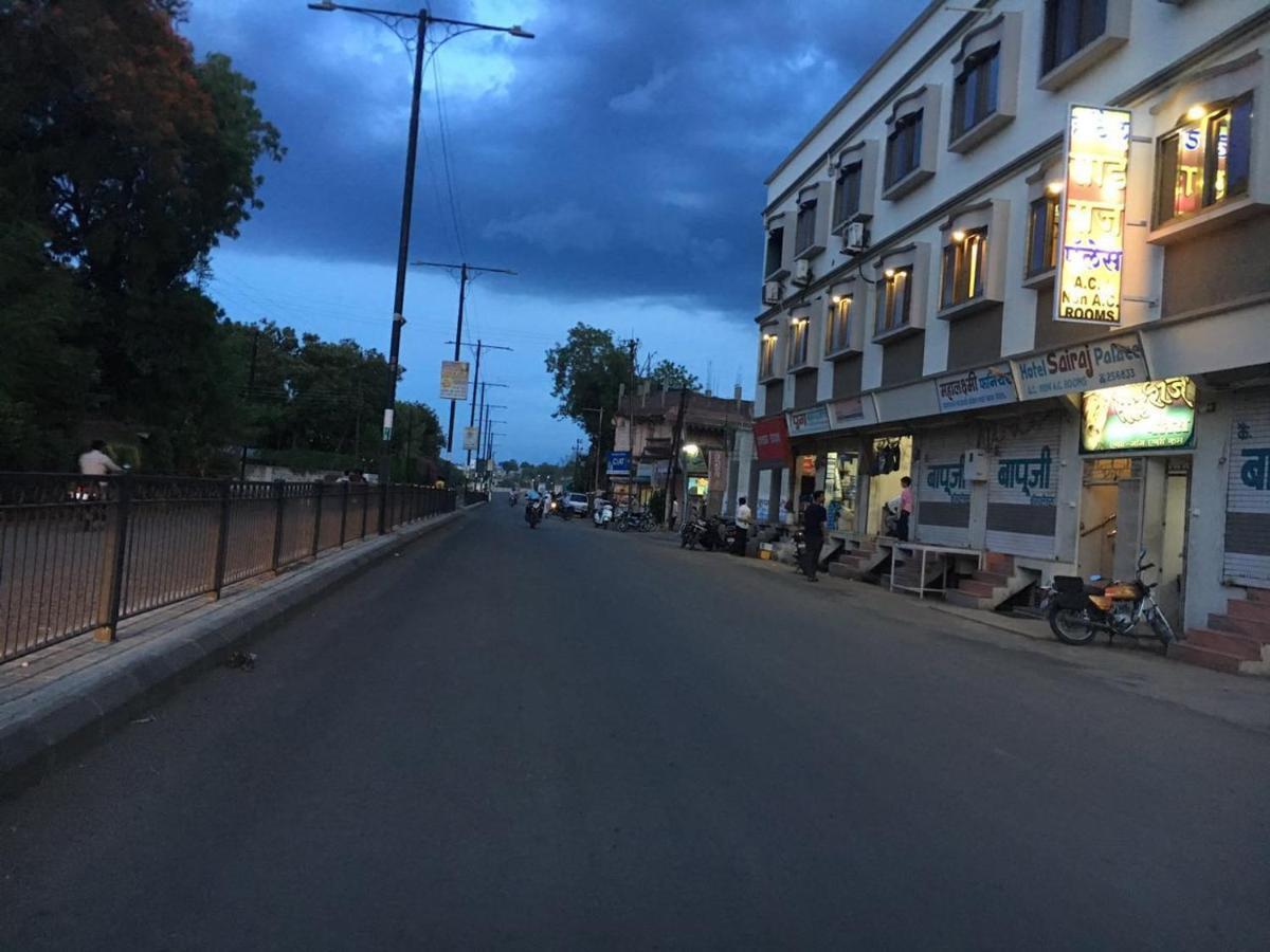 Hotel Sairaj Palace Shirpur Exterior foto